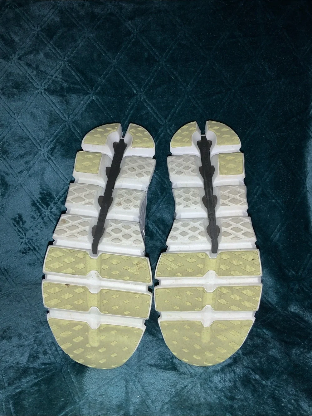 On Running comfortable lavender